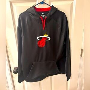 NWOT Men’s Miami Heat Hoodie Size Large